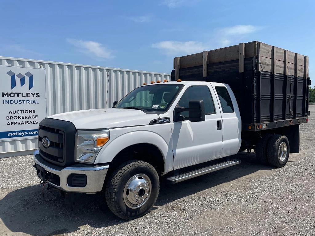 Image of Ford F-350 Primary image