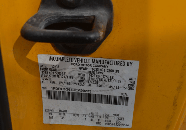 Image of Ford F-350 equipment image 4