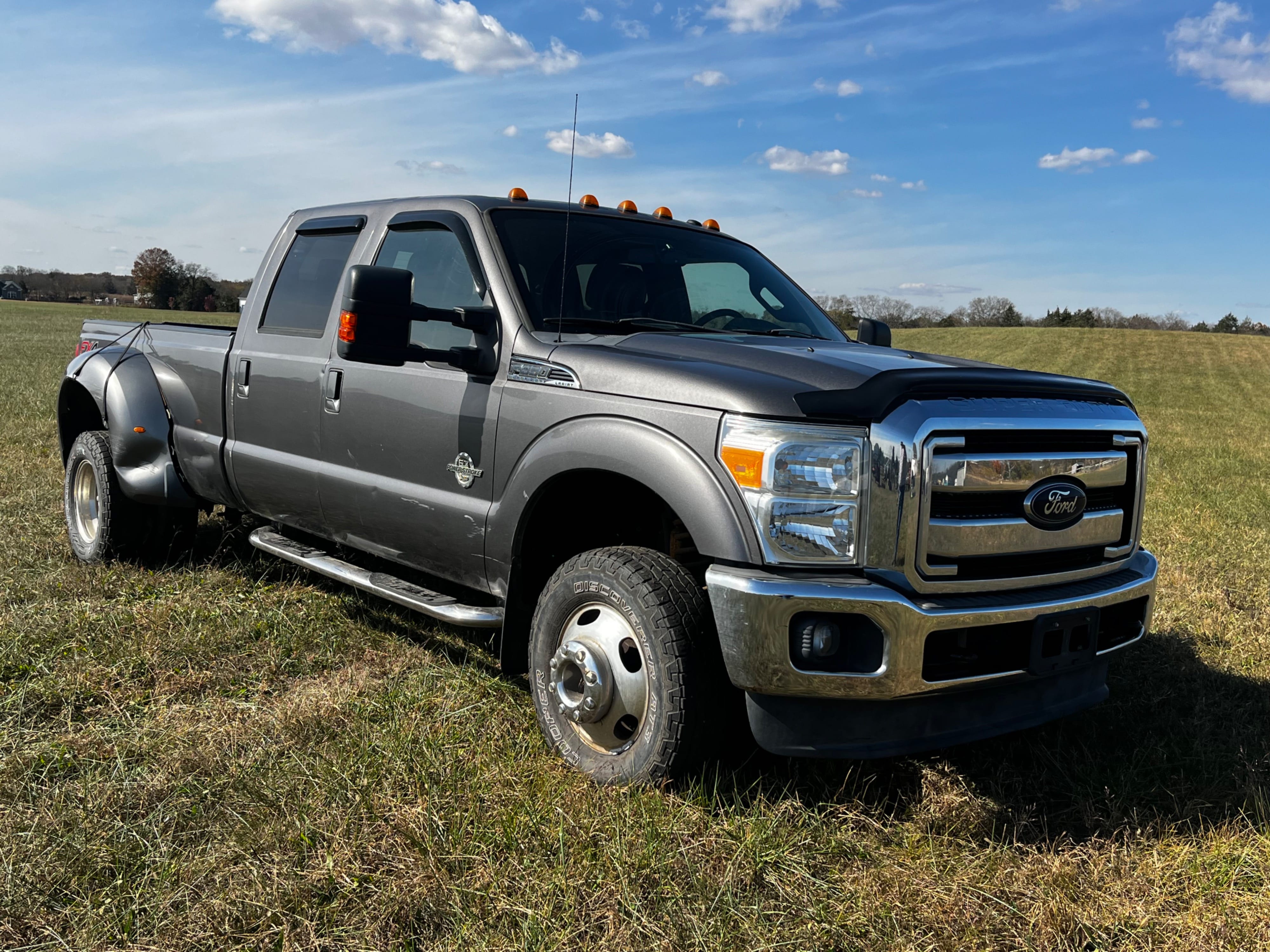 2012 Ford F-350 Equipment Image0