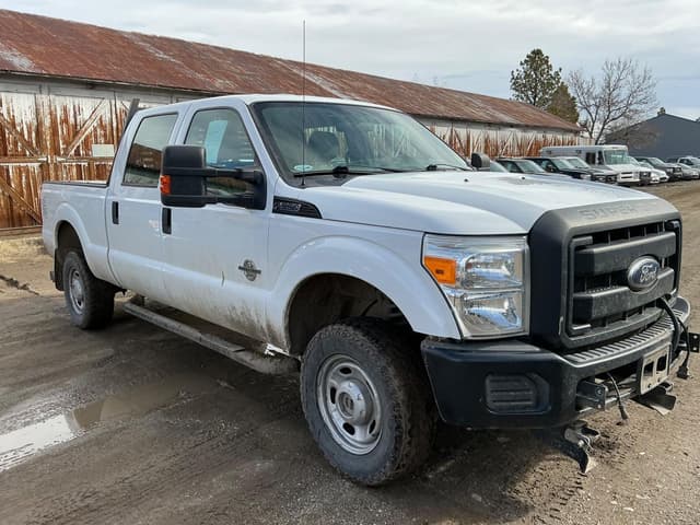 Image of Ford F-350 equipment image 2