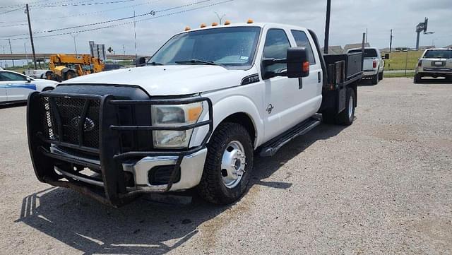 Image of Ford F-350 equipment image 1
