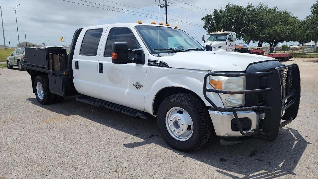Image of Ford F-350 Primary image