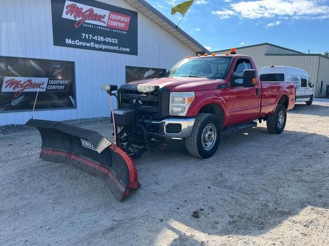 Image of Ford F-350 equipment image 1