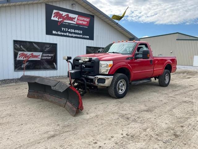 Image of Ford F-350 equipment image 1