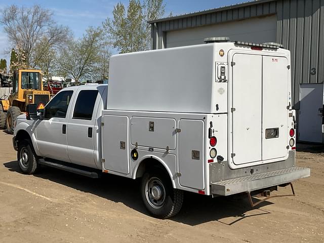 Thumbnail image Ford F-350 7