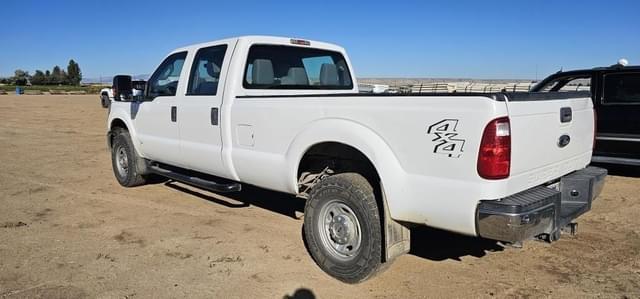Image of Ford F-350 equipment image 4