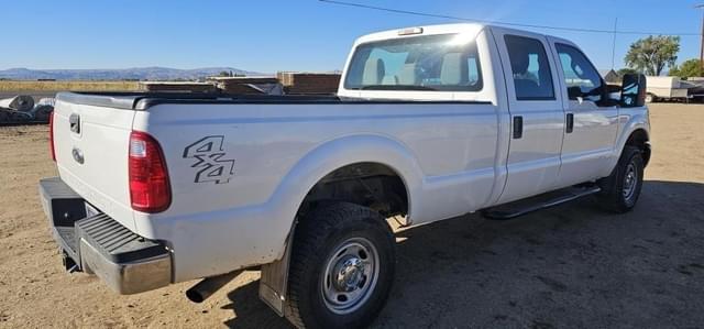 Image of Ford F-350 equipment image 2