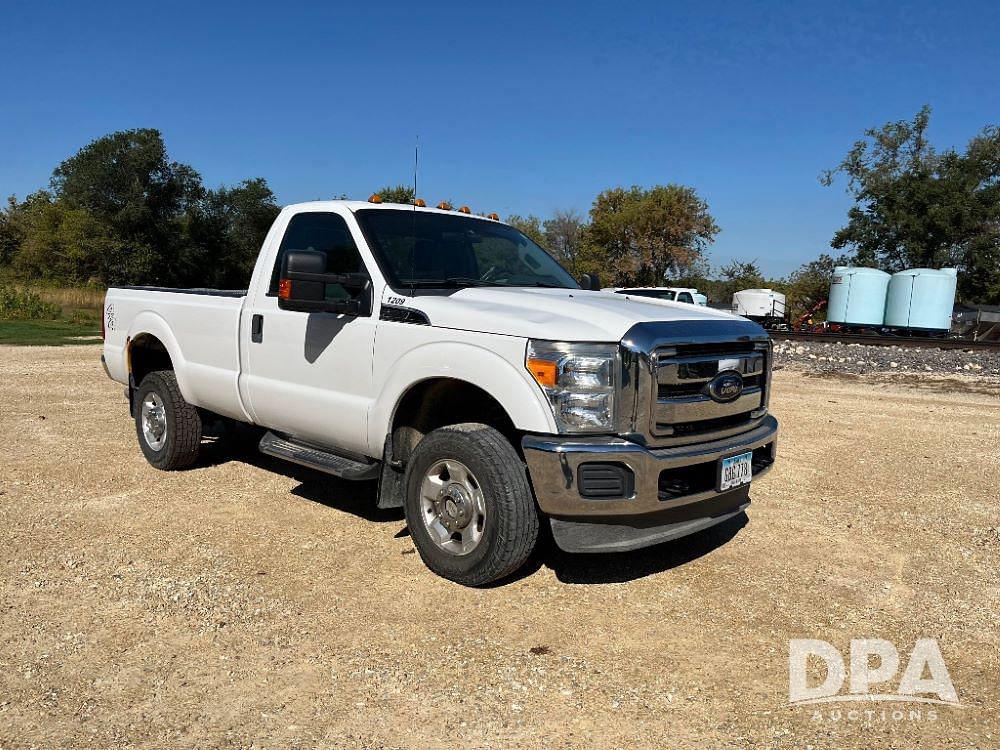 Image of Ford F-350 Primary image