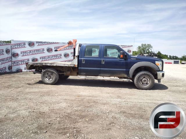 Image of Ford F-350 equipment image 3