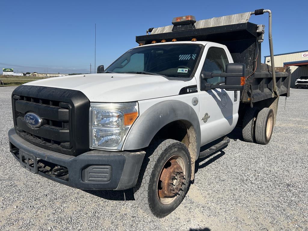 Image of Ford F-450 Primary image