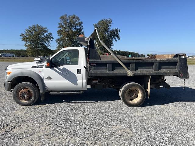 Image of Ford F-450 equipment image 1