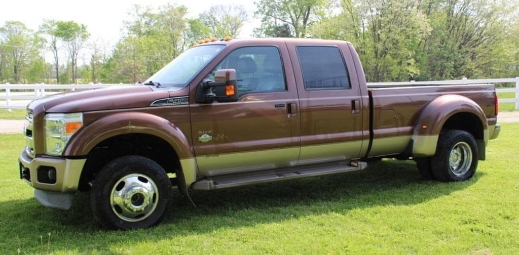 Image of Ford F-450 Primary image