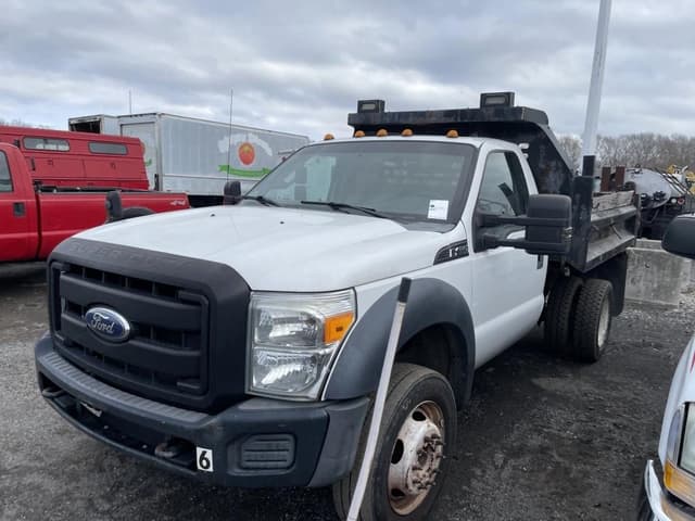 Image of Ford F-450 equipment image 1