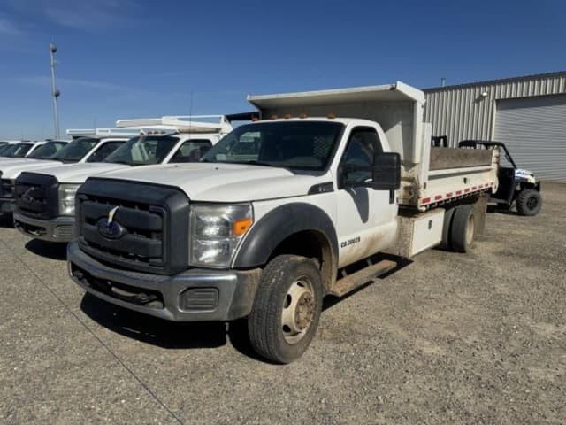Image of Ford F-450 equipment image 2
