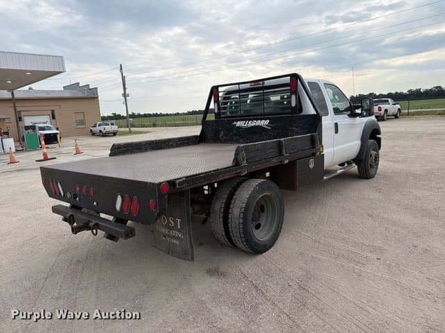 Image of Ford F-450 equipment image 4