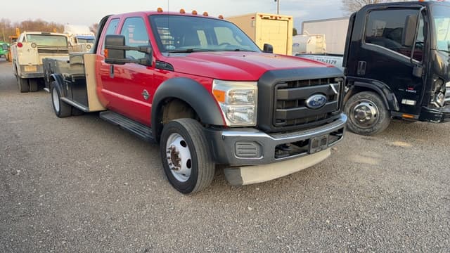 Image of Ford F-450 equipment image 2