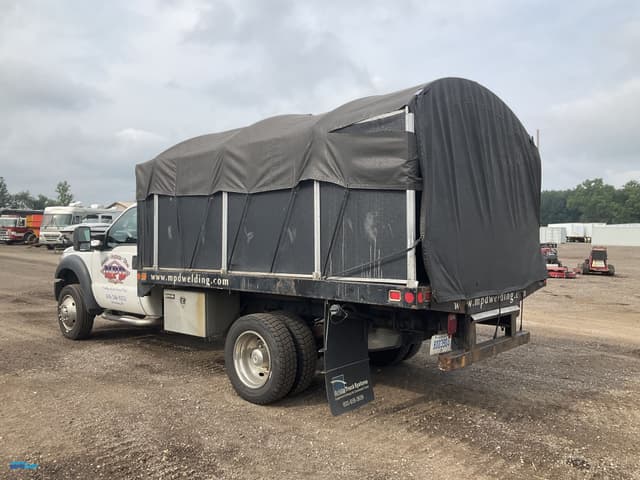 Image of Ford F-450 equipment image 2