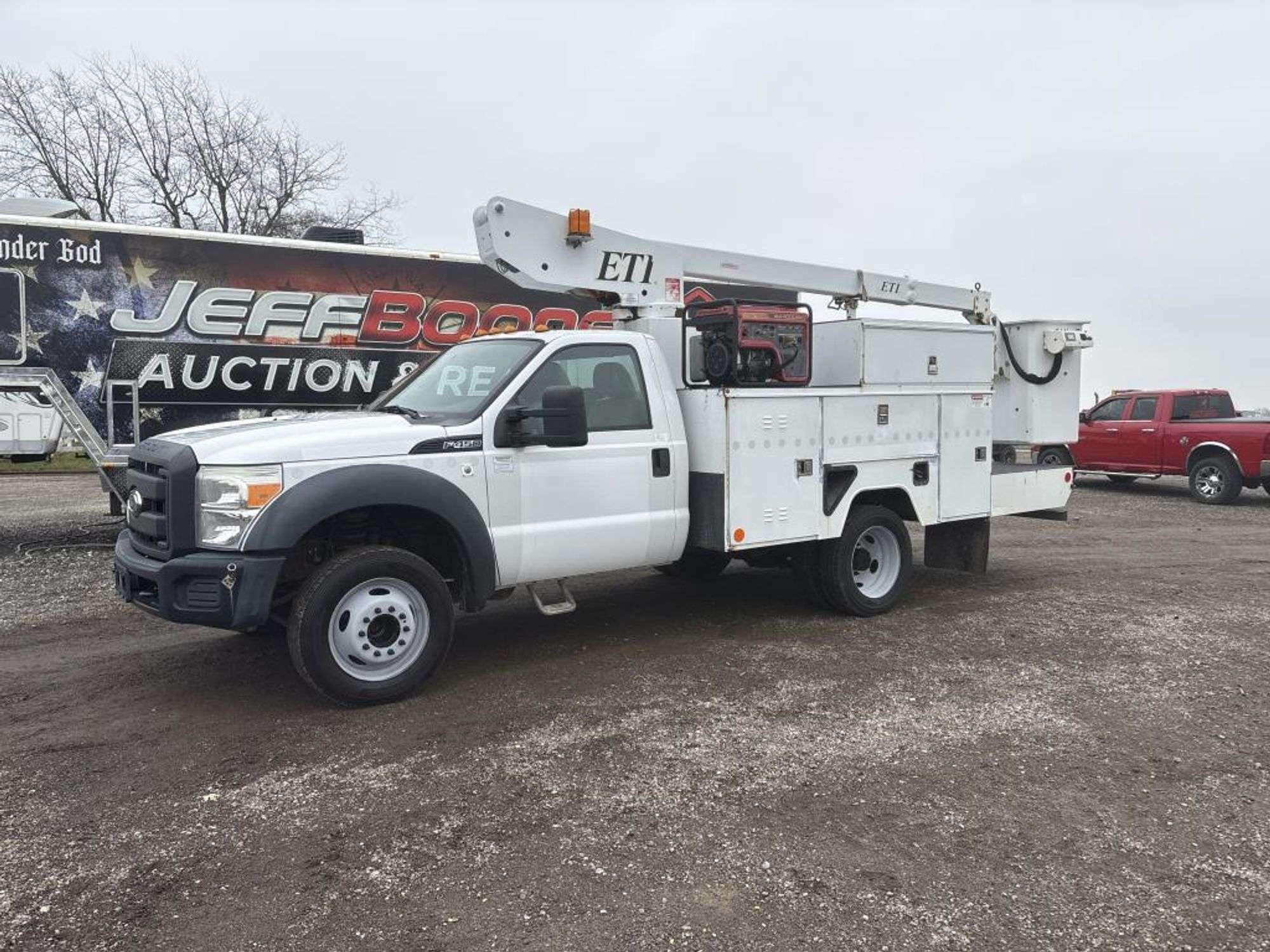 2012 Ford F-450 Equipment Image0