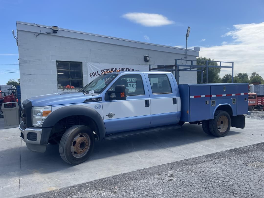 Image of Ford F-450 Primary image
