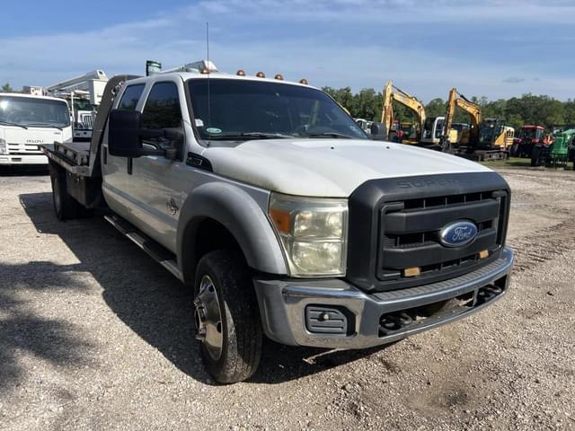 Image of Ford F-450 equipment image 3