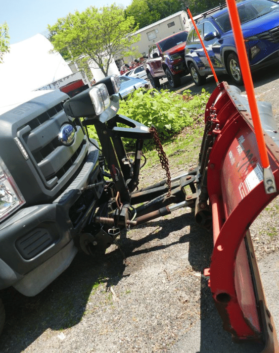 Image of Ford F-550 equipment image 4
