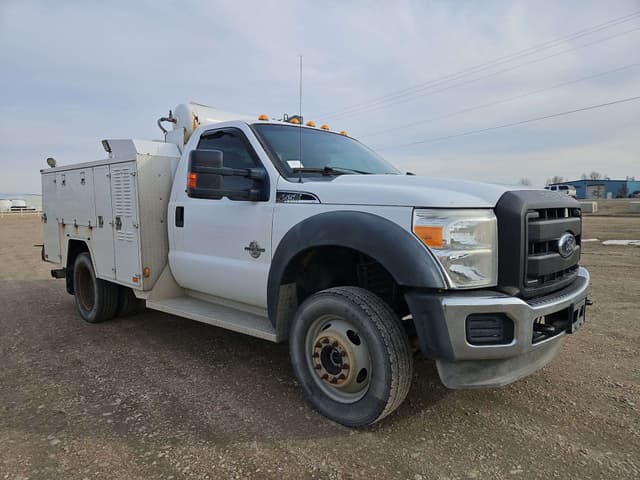 Image of Ford F-550 equipment image 3