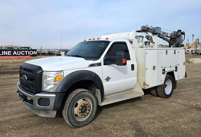 Image of Ford F-550 equipment image 1