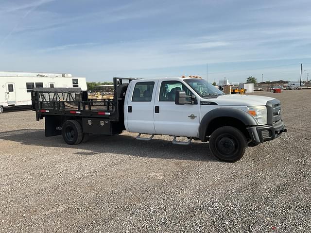 Image of Ford F-550 equipment image 1