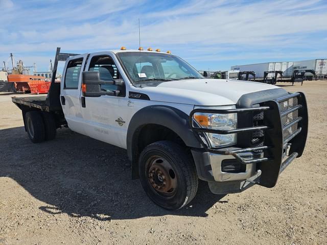 Image of Ford F-550 equipment image 2