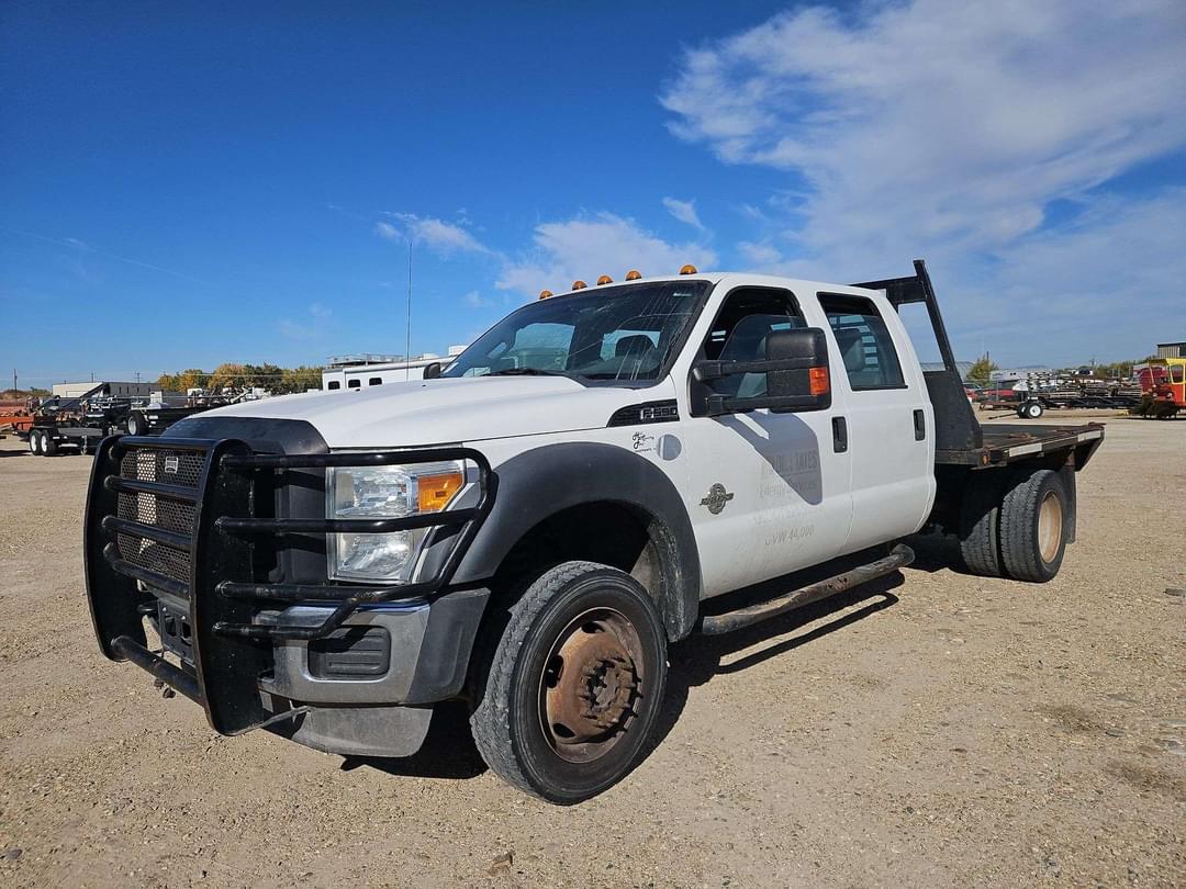 Image of Ford F-550 Primary image