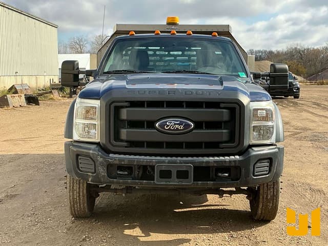 Image of Ford F-550 equipment image 1