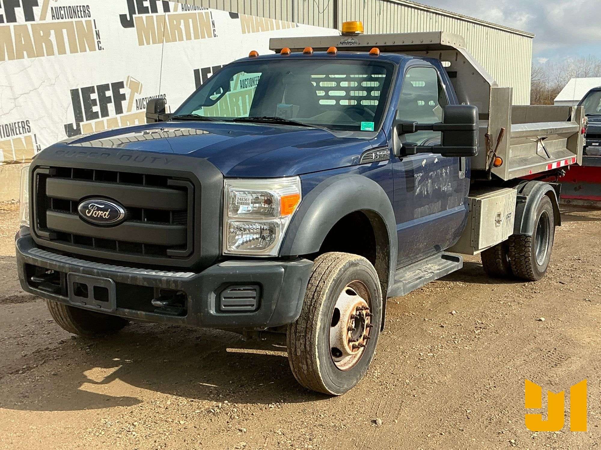 2012 Ford F-550 Equipment Image0