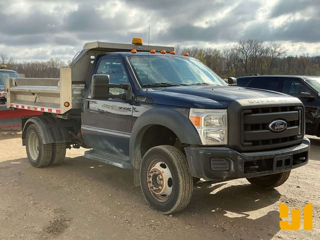 Image of Ford F-550 equipment image 2