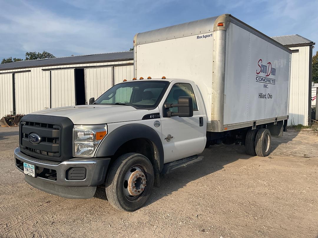 Image of Ford F-550 Primary image