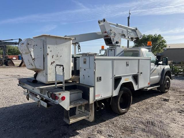 Image of Ford F-550XLSD equipment image 2