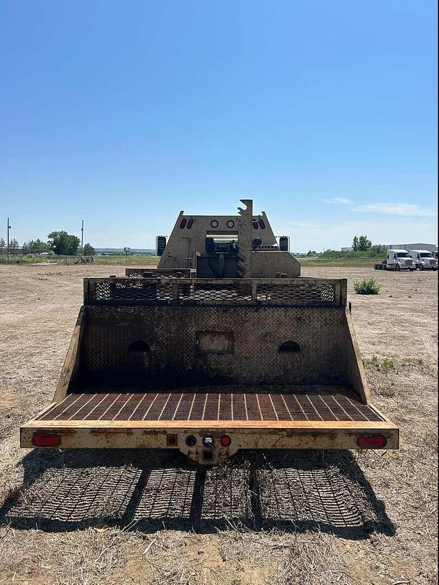 Image of Ford F-650 equipment image 1