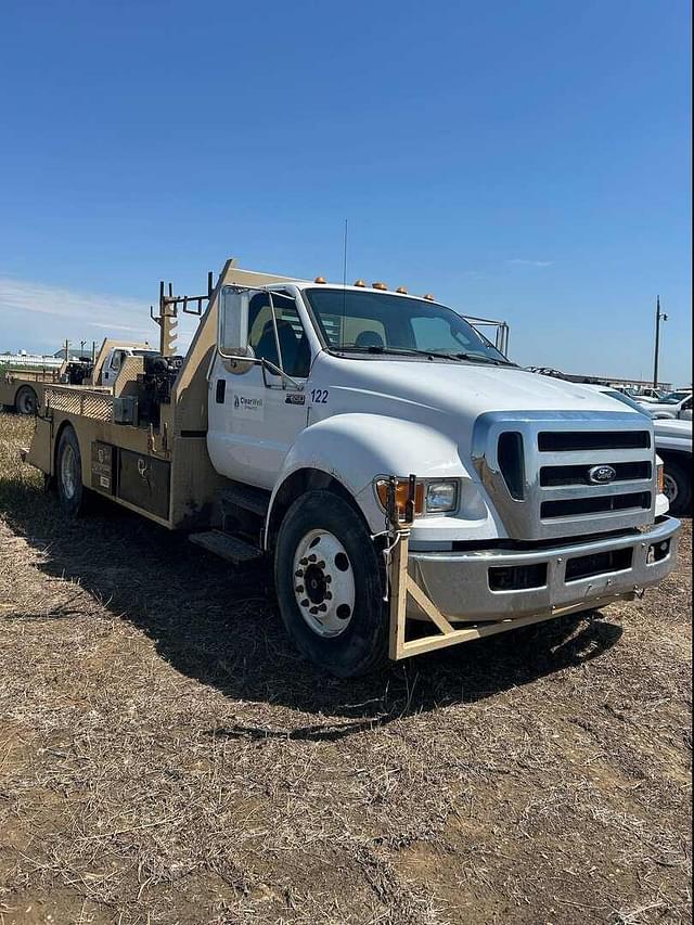 Image of Ford F-650 equipment image 1