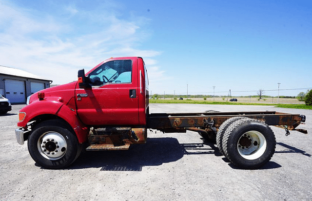 Image of Ford F-650 equipment image 1