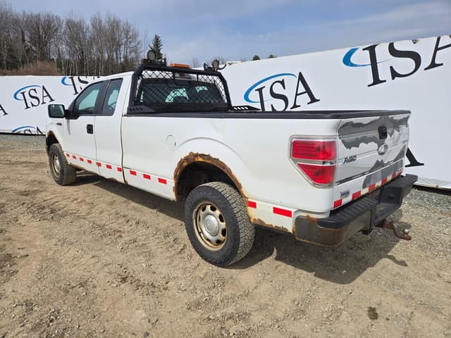 Image of Ford F-150 equipment image 2