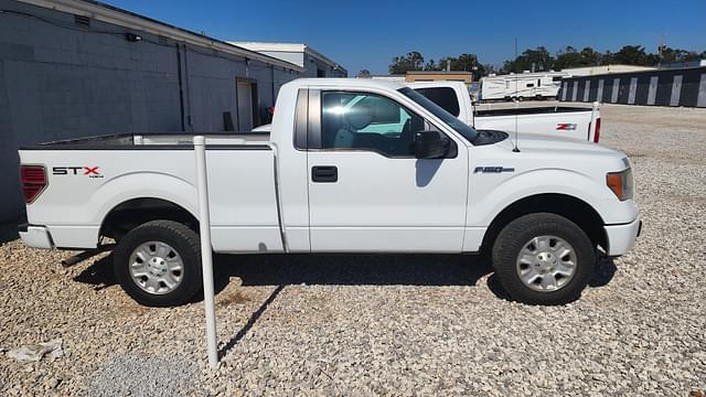 Image of Ford F-150 equipment image 1