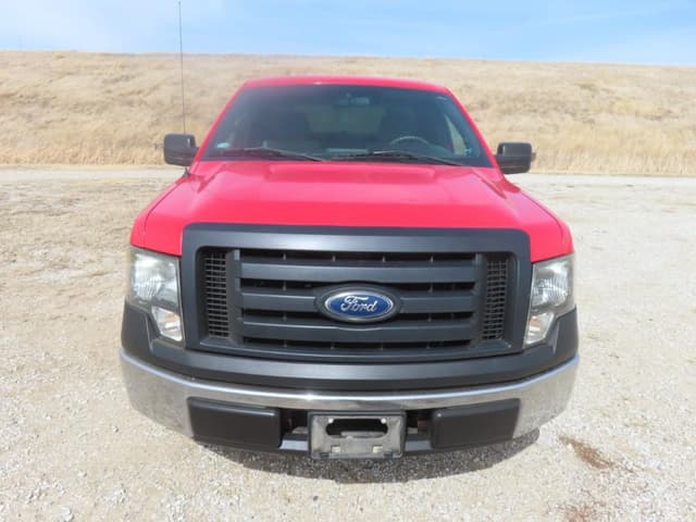Image of Ford F-150 equipment image 2