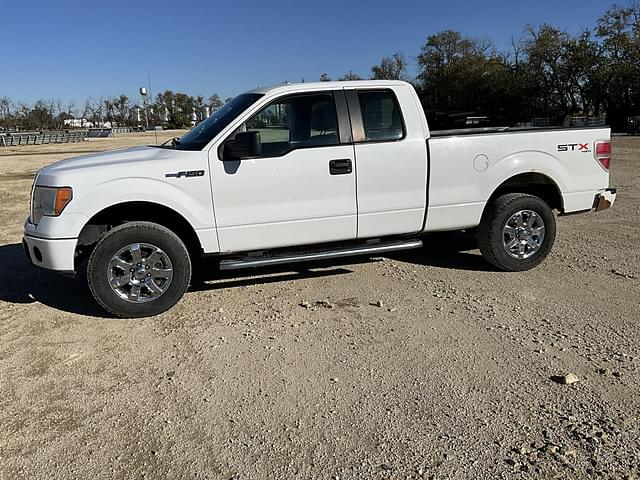 Image of Ford F-150 equipment image 2