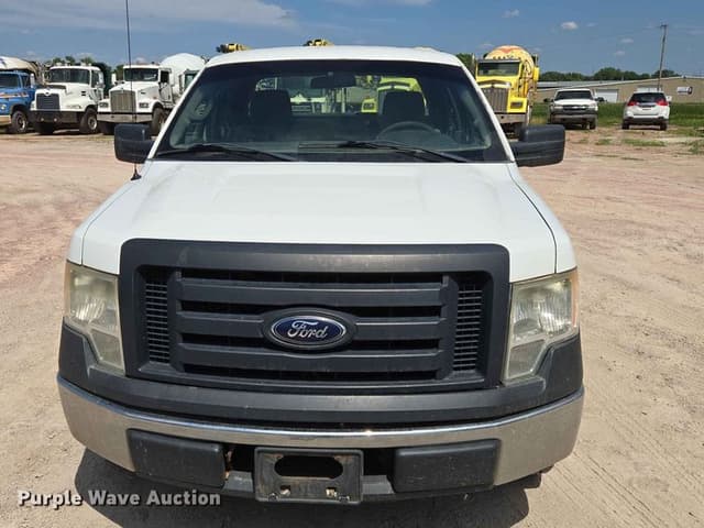 Image of Ford F-150 equipment image 1