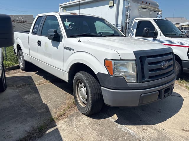 Image of Ford F-150 equipment image 1
