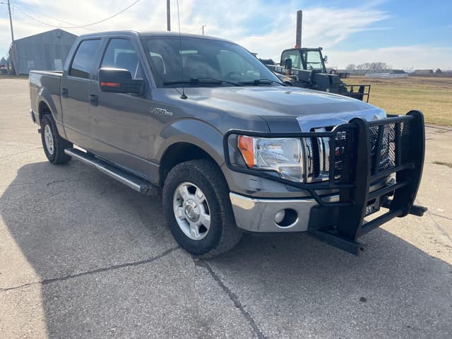 Image of Ford F-150 equipment image 2