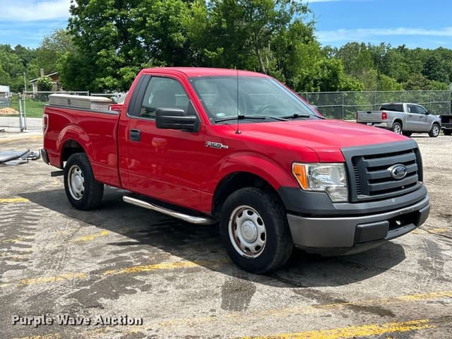 Image of Ford F-150 equipment image 2