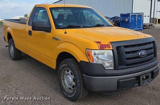 Image of Ford F-150 equipment image 2