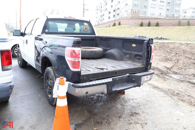 Image of Ford F-150 equipment image 3