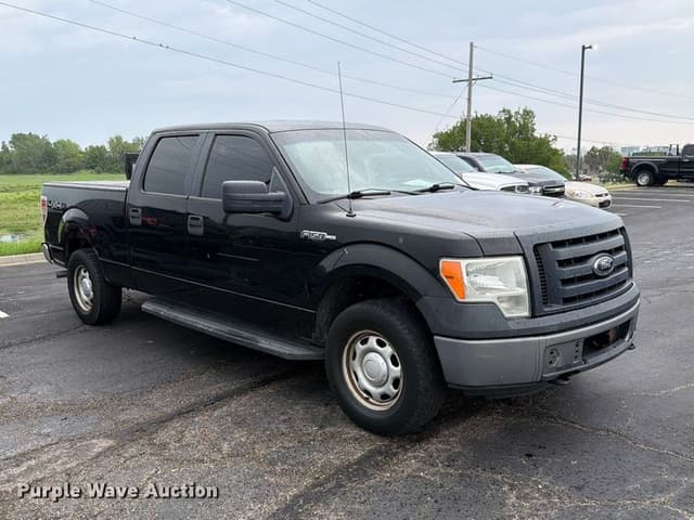 Image of Ford F-150 equipment image 2