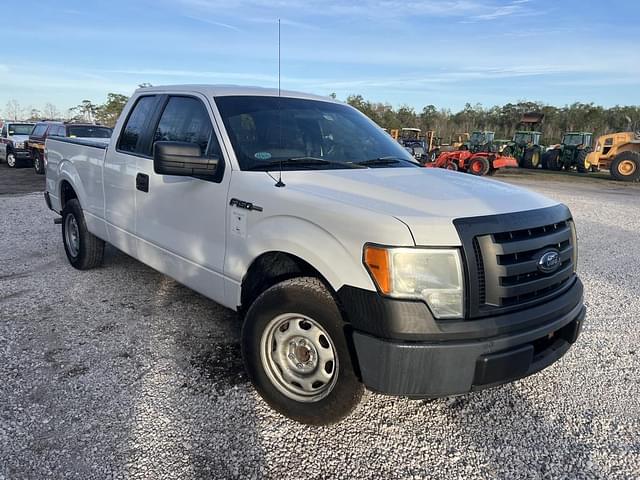 Image of Ford F-150 equipment image 3